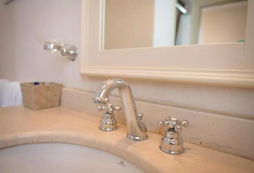 ペンション Castello Di Mornico Losana