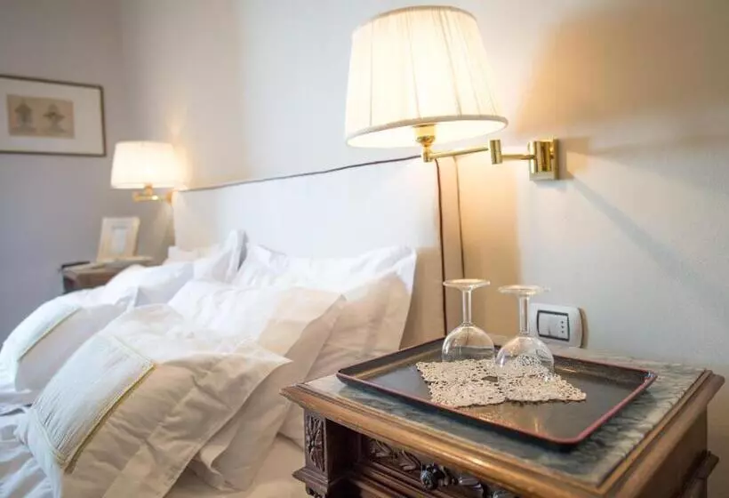 ペンション Castello Di Mornico Losana