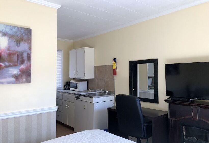 Panzió Edgewater Motel And Campground