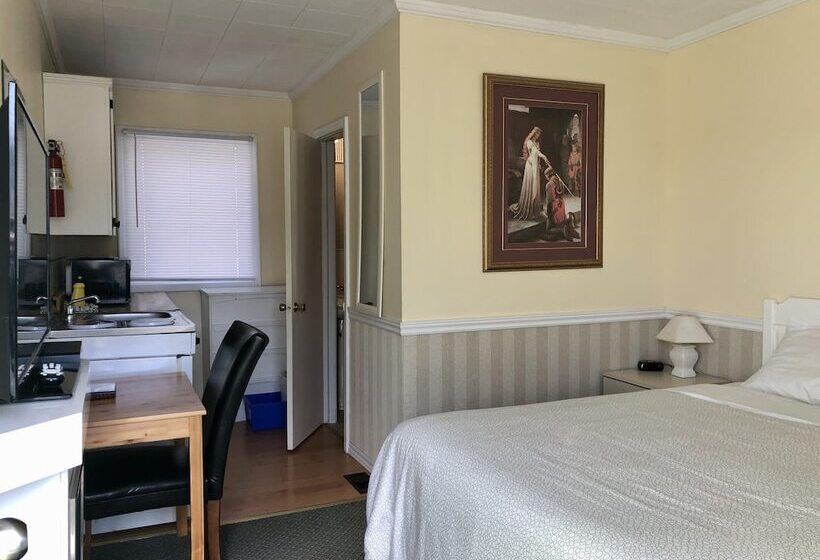 Panzió Edgewater Motel And Campground