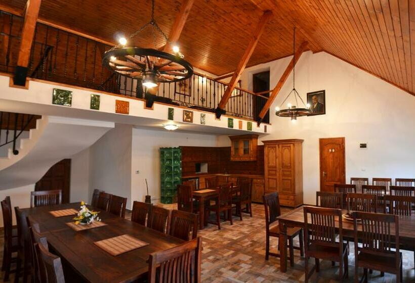 Пансион Falusi Patika   Tisza Tó Vendégház