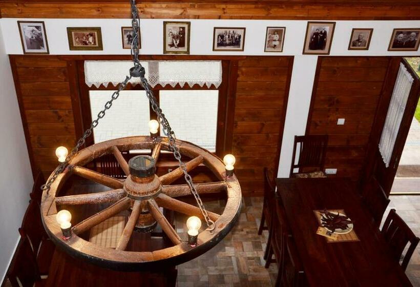 Пансион Falusi Patika   Tisza Tó Vendégház