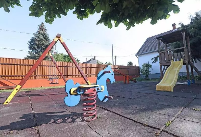 Majatalo Füzesi Papa Vendégháza