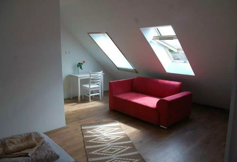 ペンション Likaskalács