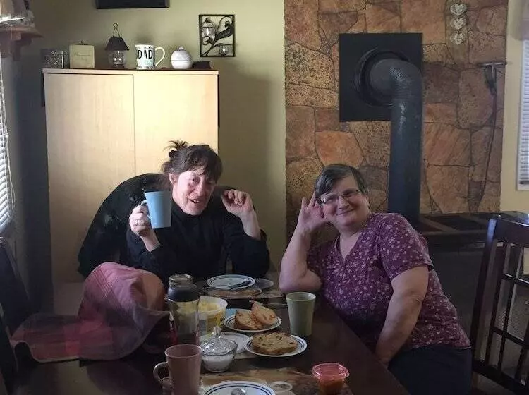 The Meems  Elliston B&b