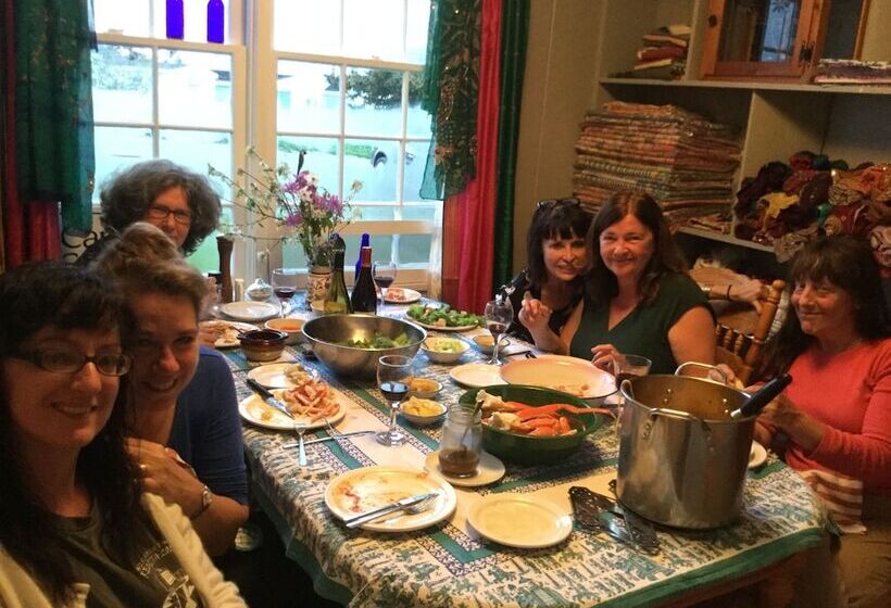 The Meems  Elliston B&b