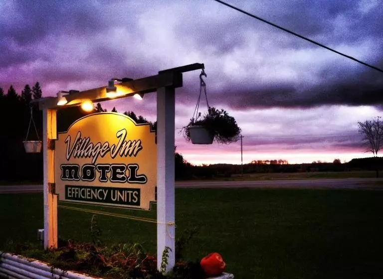 Village Inn Motel