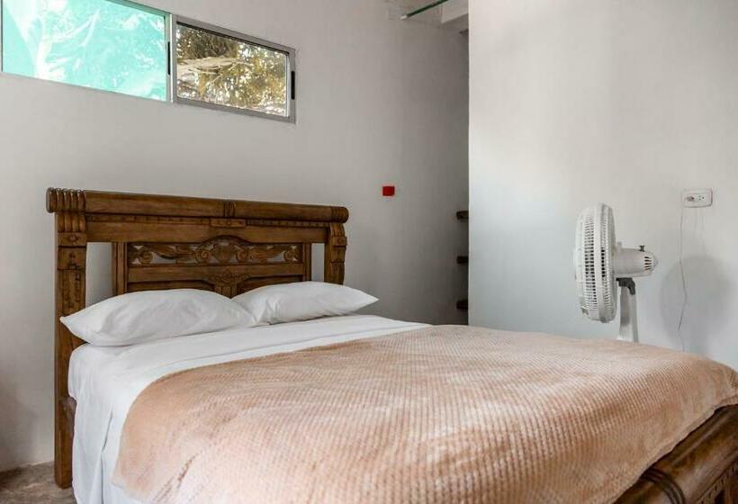 Общежитие Deep Forest Posadas Ecoturisticas