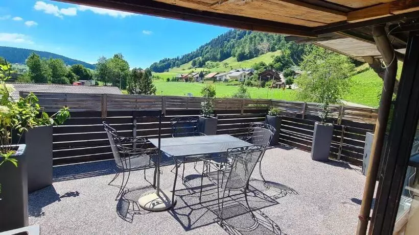 Retkeilymaja Gasthof Schlossberg Bori