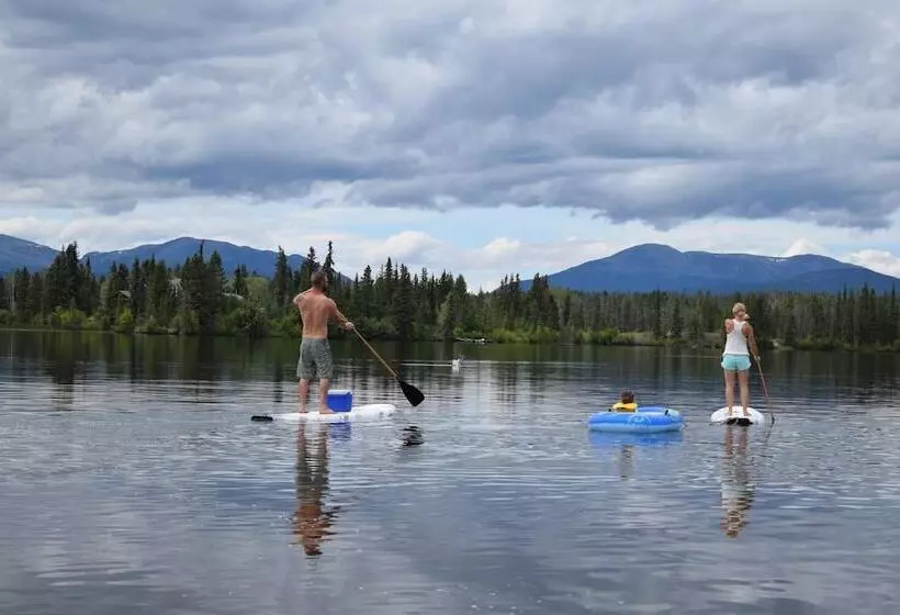 Retkeilymaja Retreat Wilderness Inn