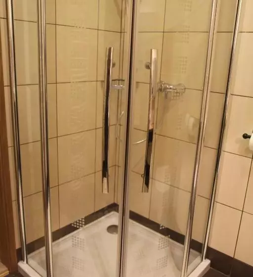 Aamiaismajoitus (B&B) Ebner Pince   Panzió