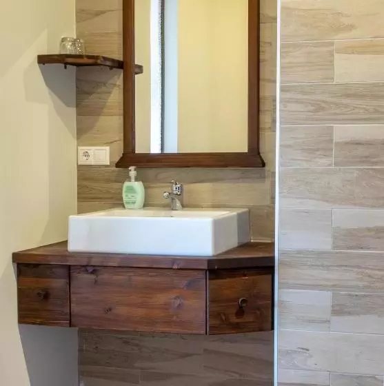 Aamiaismajoitus (B&B) Ebner Pince   Panzió