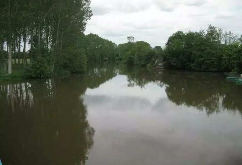 Aamiaismajoitus (B&B) Le Petitepinay