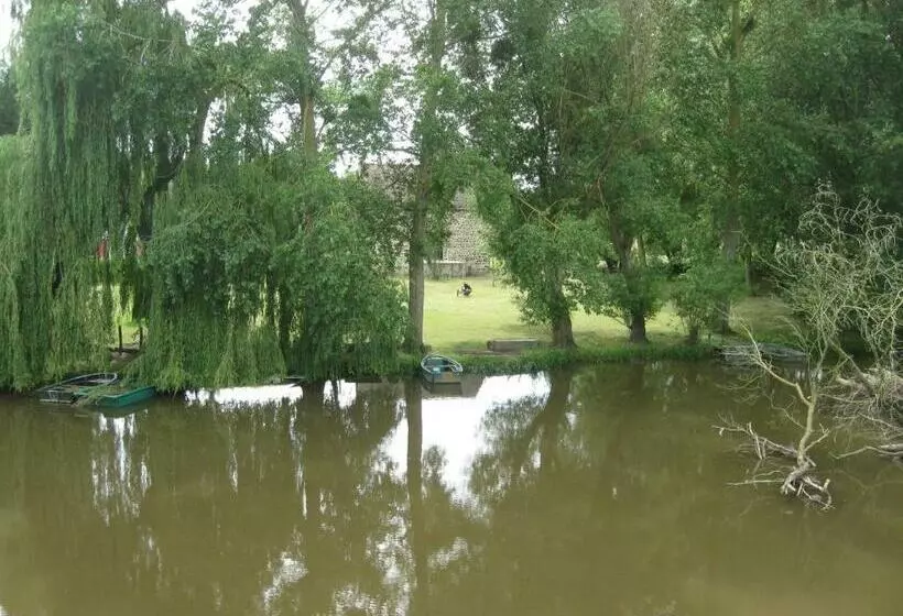 Aamiaismajoitus (B&B) Le Petitepinay