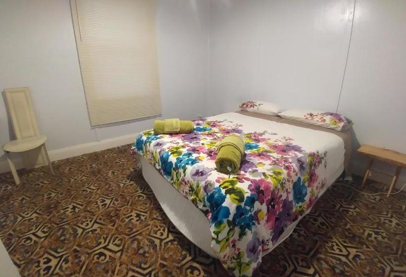 Bed and Breakfast Pioneer Lodge Tasmania