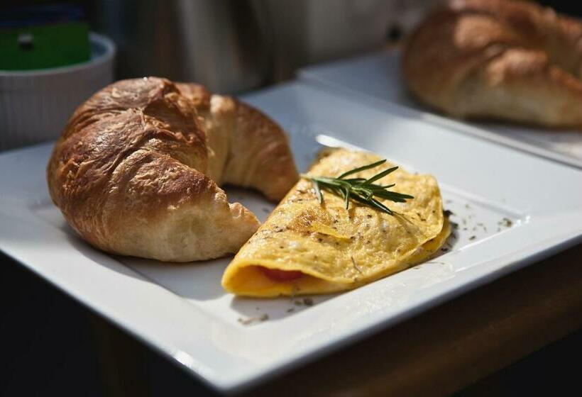 住宿加早餐  Shades Of Jade Inn & Spa