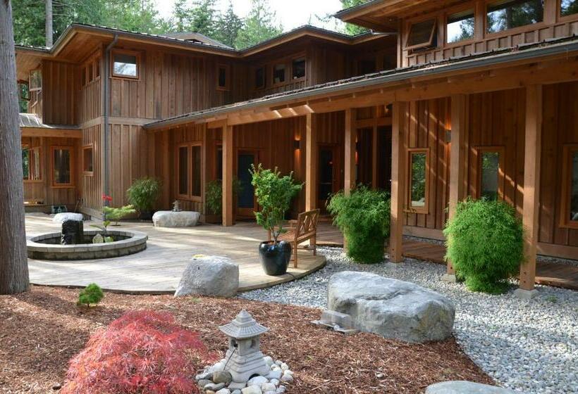 住宿加早餐  Shades Of Jade Inn & Spa