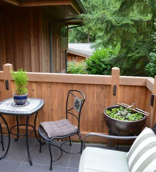 住宿加早餐  Shades Of Jade Inn & Spa