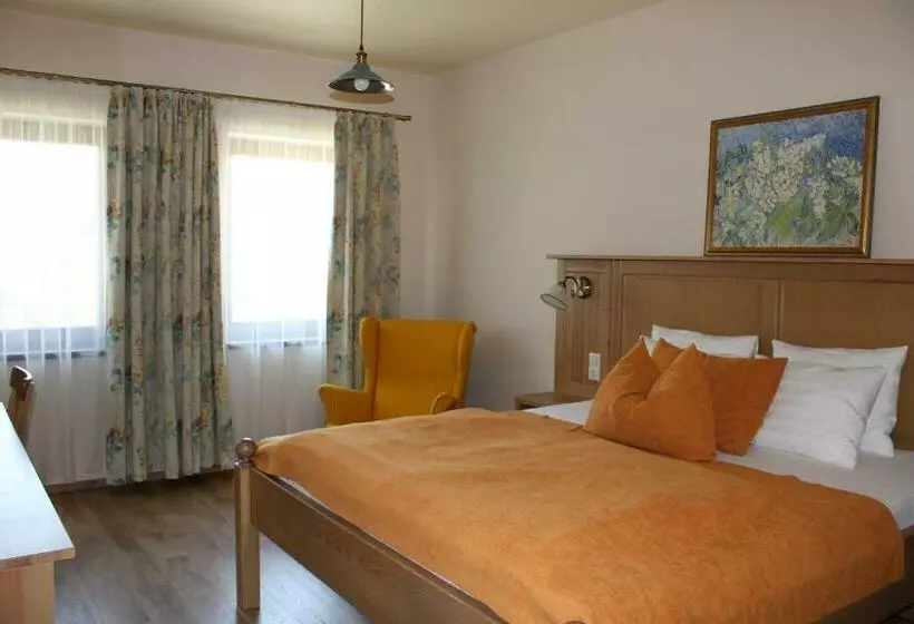 Aamiaismajoitus (B&B) Tündérkert Panzió őrség