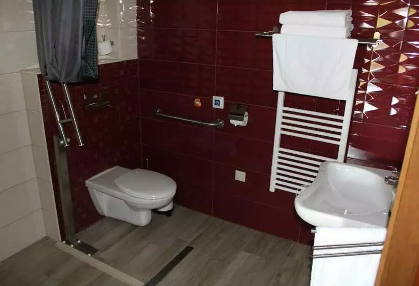 Aamiaismajoitus (B&B) Tündérkert Panzió őrség