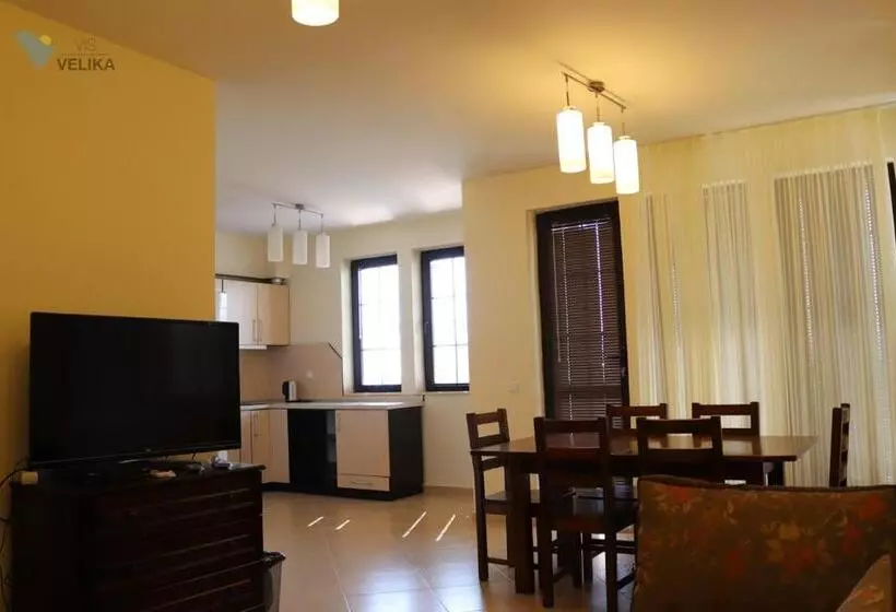 Aamiaismajoitus (B&B) Vis Velika