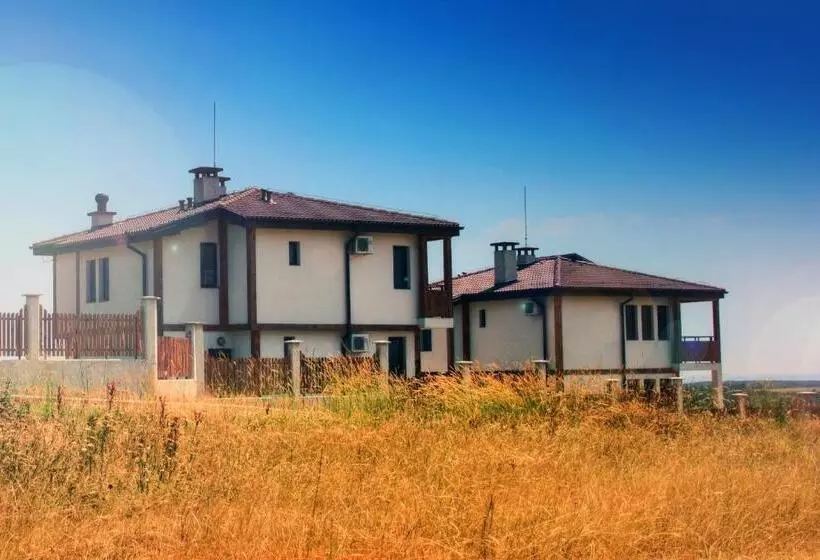 Aamiaismajoitus (B&B) Vis Velika