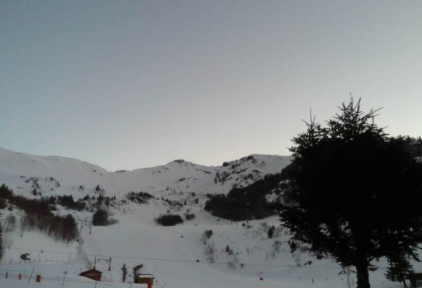 Chalet Hotel Les Marmottes 2 étoiles Nn