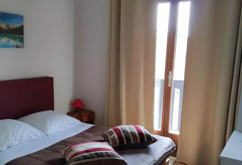 Chalet Hotel Les Marmottes 2 étoiles Nn