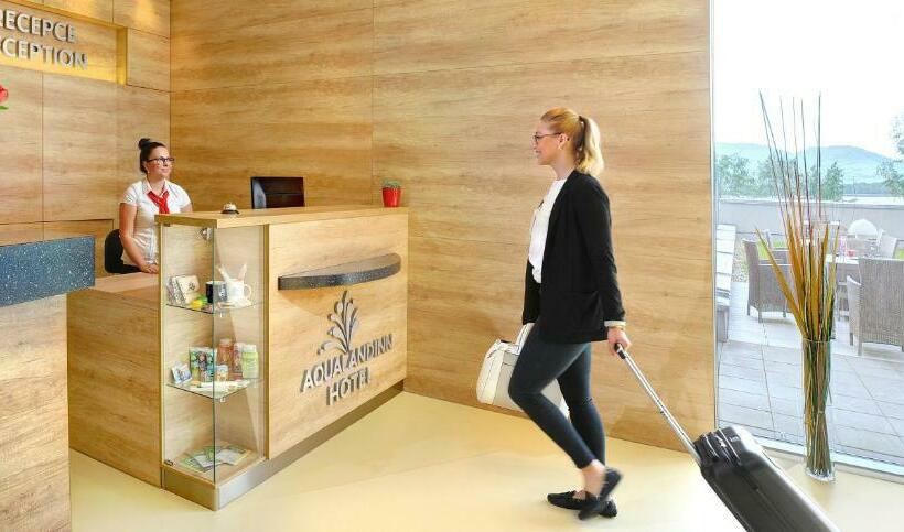 ホテル Aqualand Inn