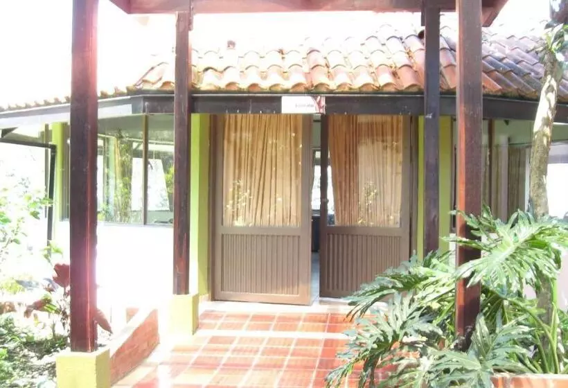 Hotelli Centro Recreacional Iasceboy