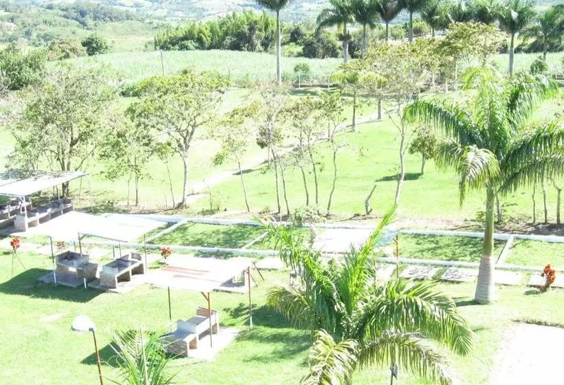 Hotelli Centro Recreacional Iasceboy