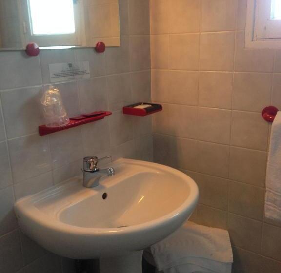 Отель De La Poste