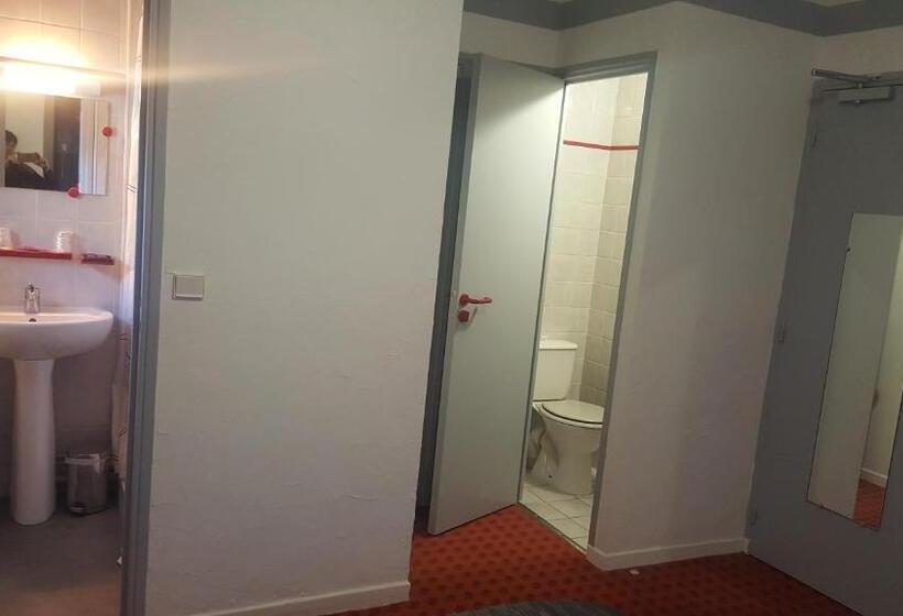 Отель De La Poste