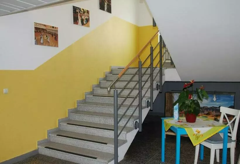 Hotelli Evita Forum Demen