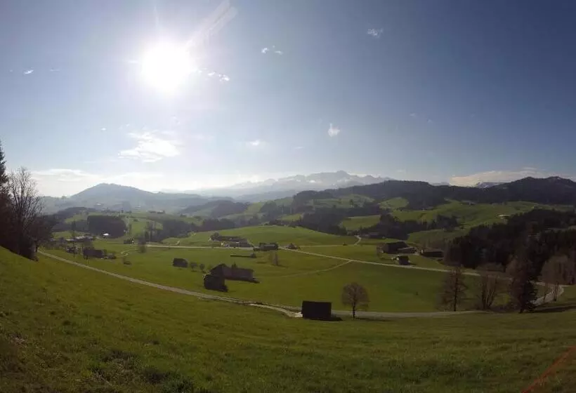 Hotelli Garni Traube B&b