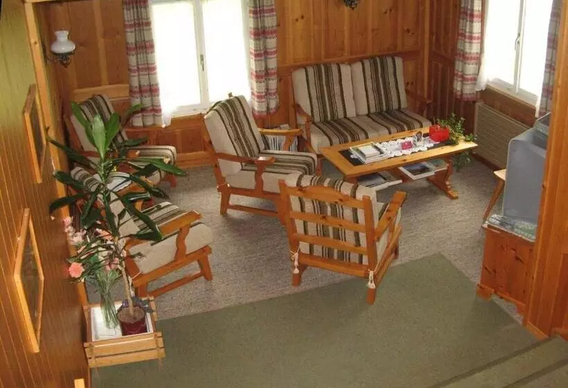 Hotelli Garni Traube B&b