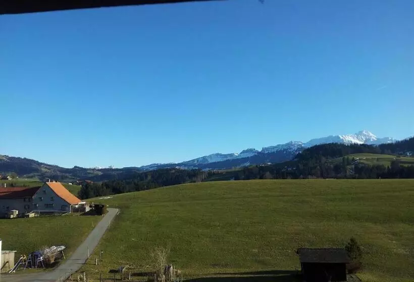 Hotelli Garni Traube B&b