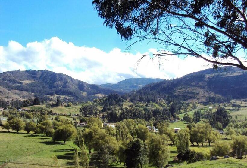 Отель Hacienda El Aserrio