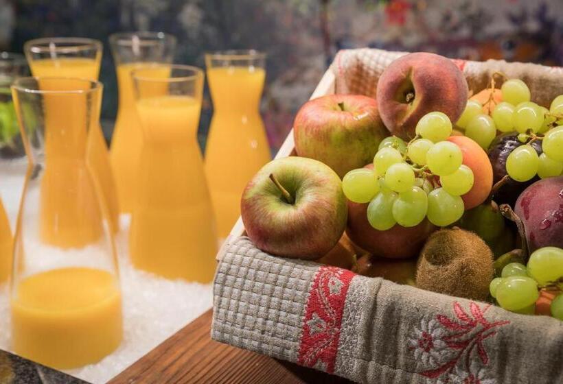 فندق Säntis   Das