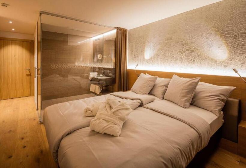 فندق Säntis   Das