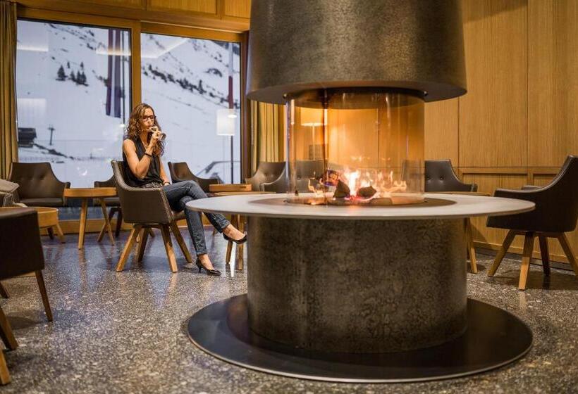 فندق Säntis   Das