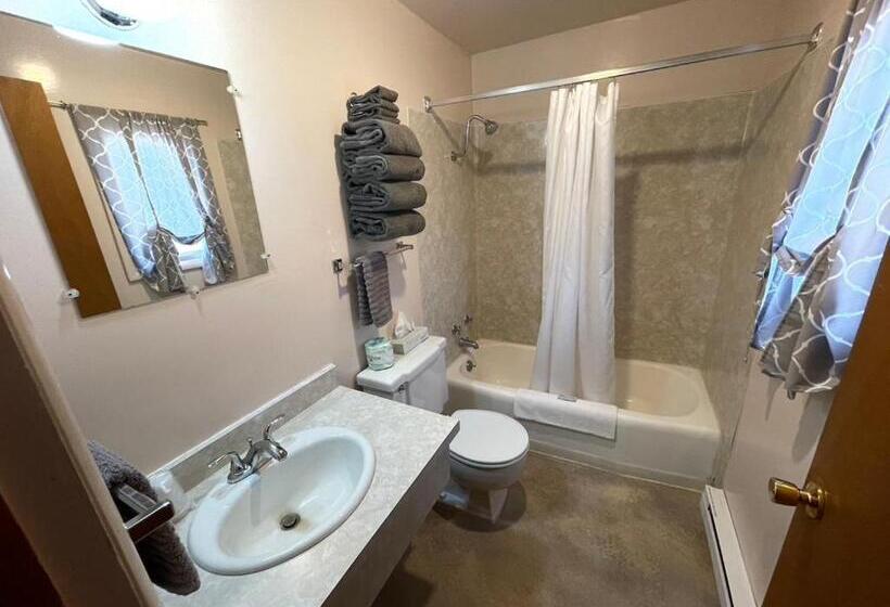 מוטל Sportsman Lodge Melrose Mt