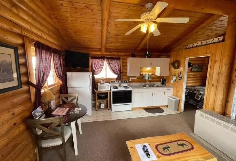 Motelli Sportsman Lodge Melrose Mt