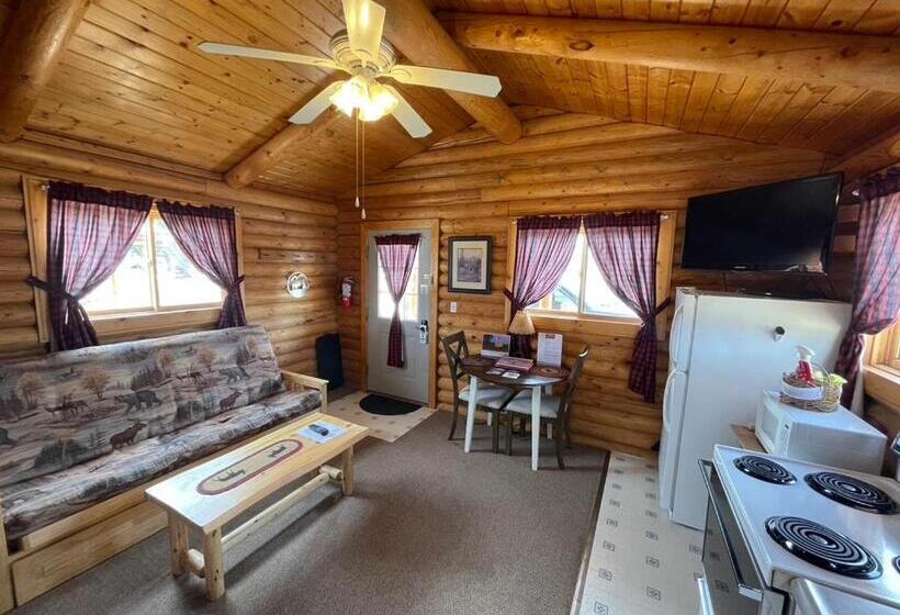 מוטל Sportsman Lodge Melrose Mt