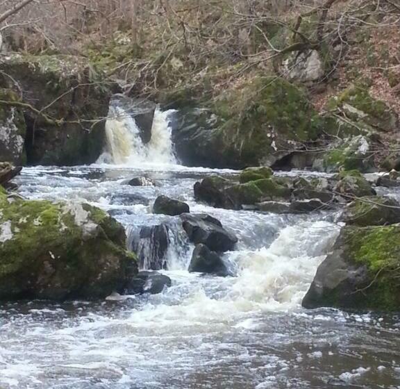 פנסיון Chambres D'hôtes De L'auberge L'astrassadou