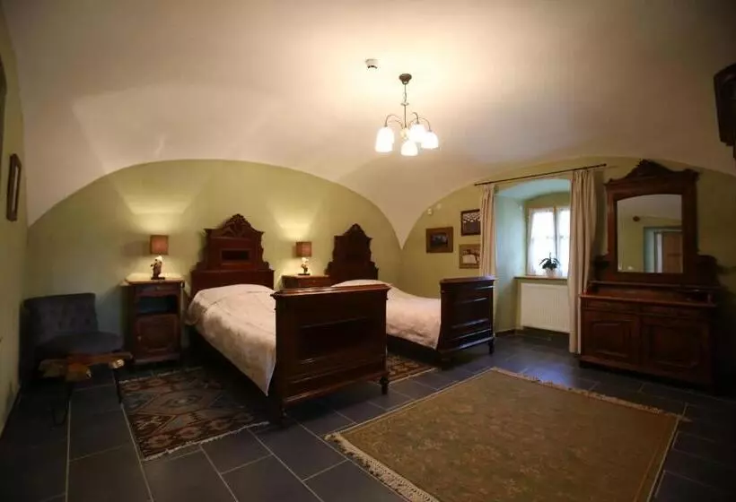 Majatalo Csodarabbik útja Fogadó