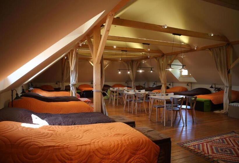 Pensjonat Csodarabbik útja Fogadó