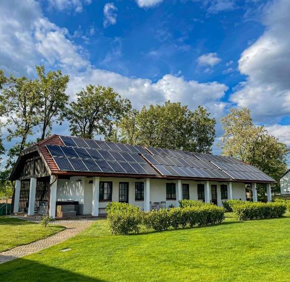 Pensjonat Leveleki Vendégház   Egeres Tanya