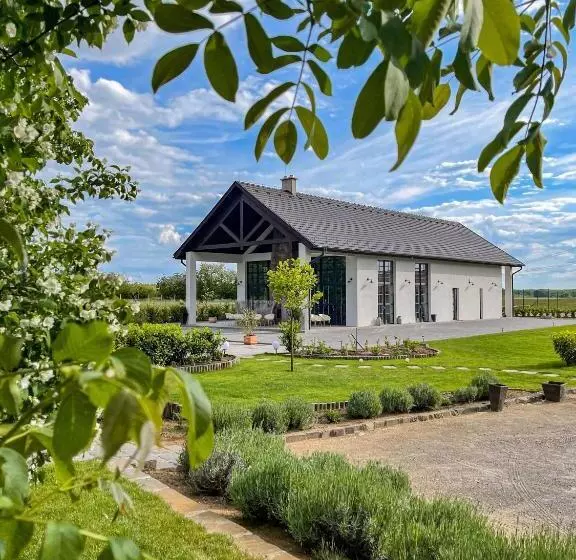 Majatalo Leveleki Vendégház   Egeres Tanya