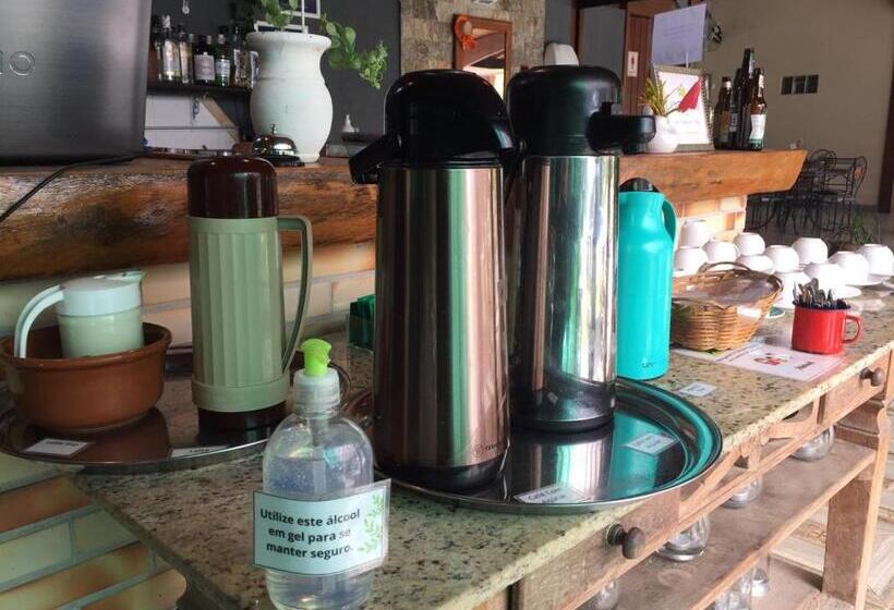 펜션 Pousada Maritacas Do Sana